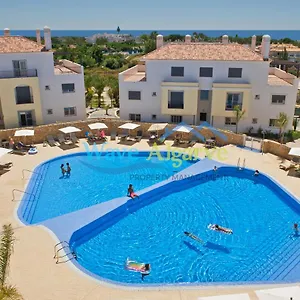 O Pomar In By Wave Algarve Aldeamento Turístico Cabanas De Tavira